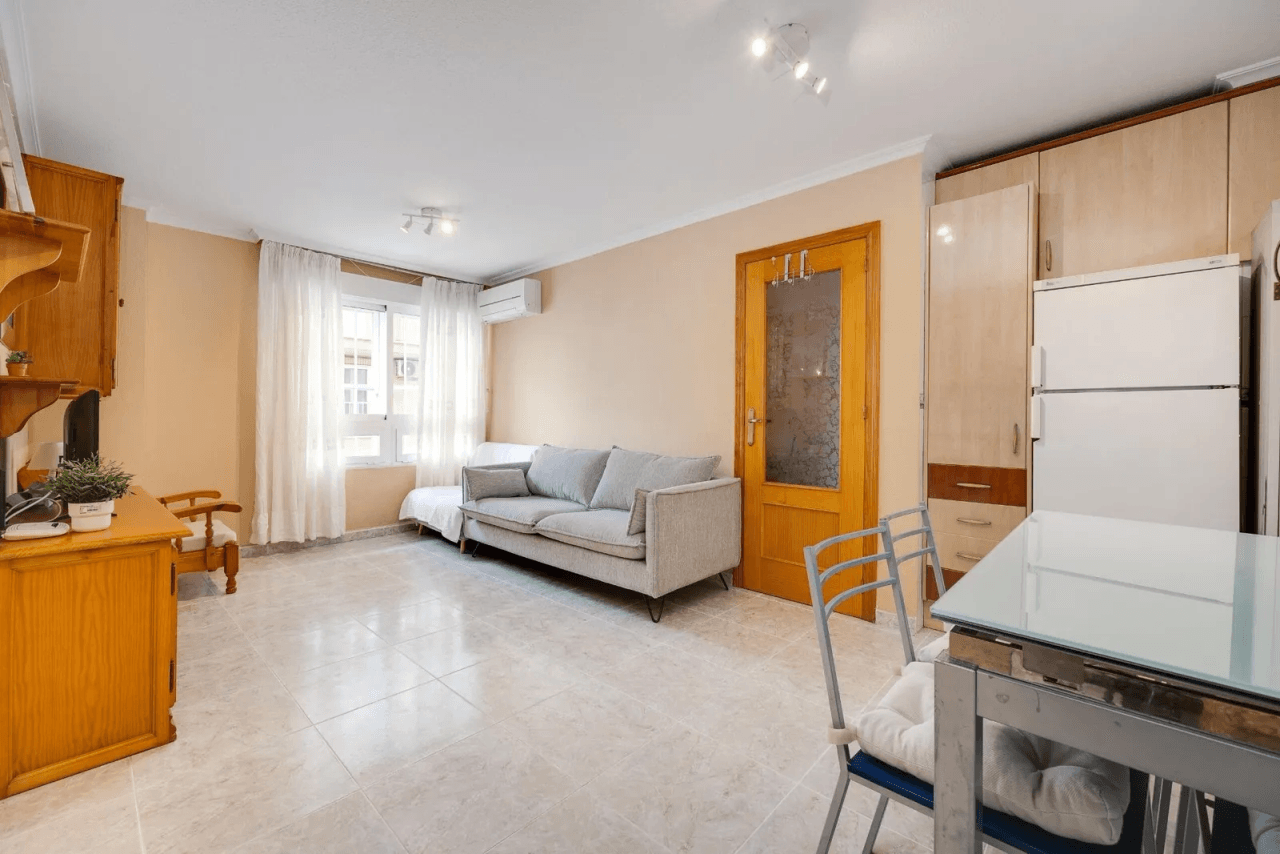 Apartamento en venta de 2 dormitorios vistas al mar Torrevieja