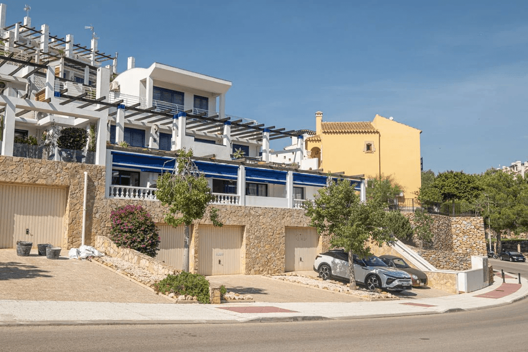 Apartamento en venta de 3 dormitorios en Las Ramblas, Orihuela.