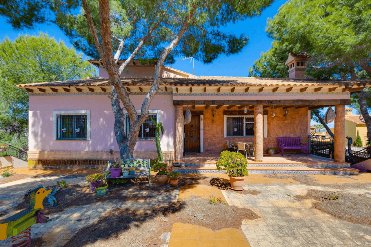 Chalet/Villa en venta en San Miguel De Salinas
