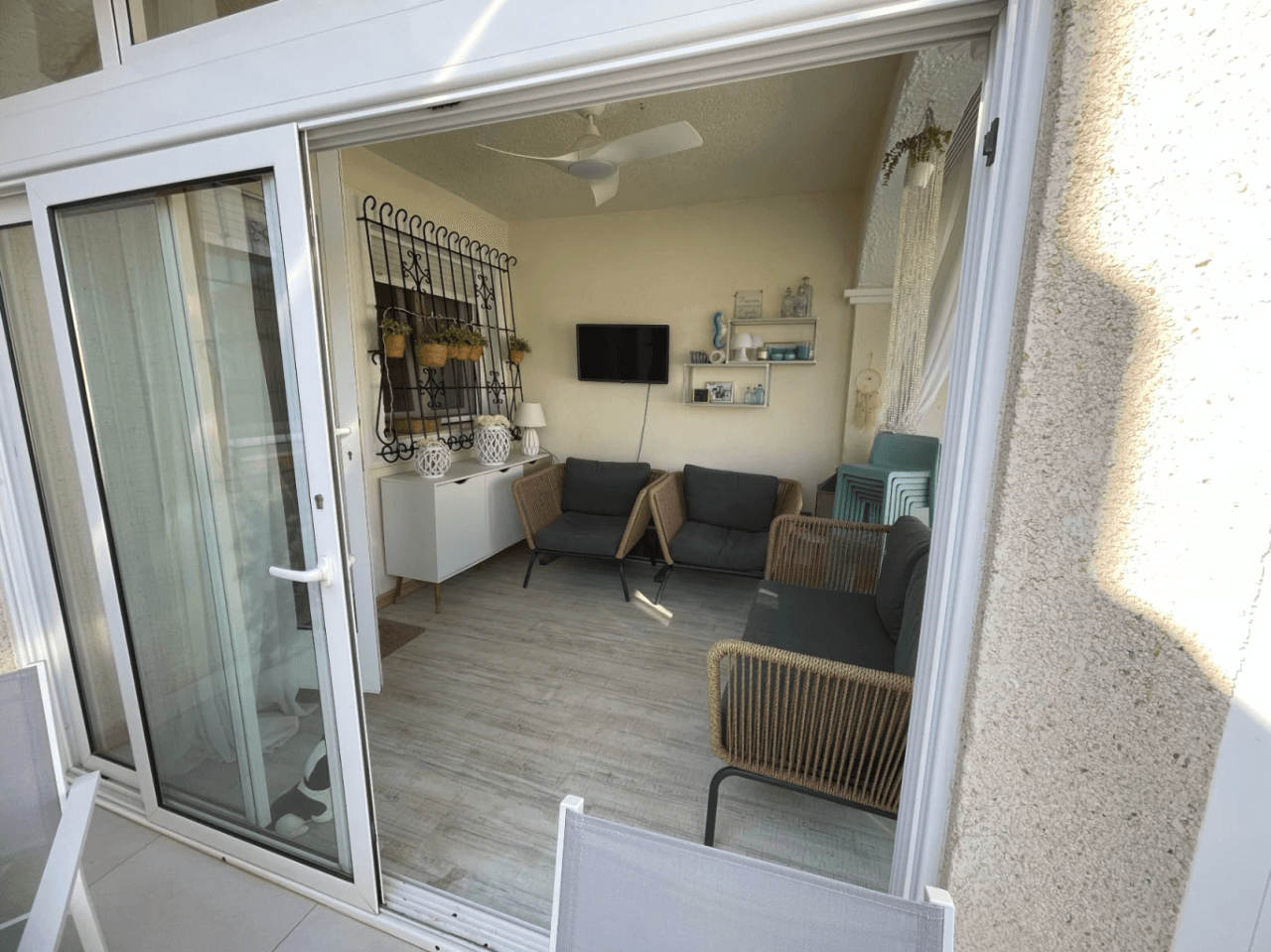 Casa adosada en venta con 3 dormitorios en Torre de la Horadada
