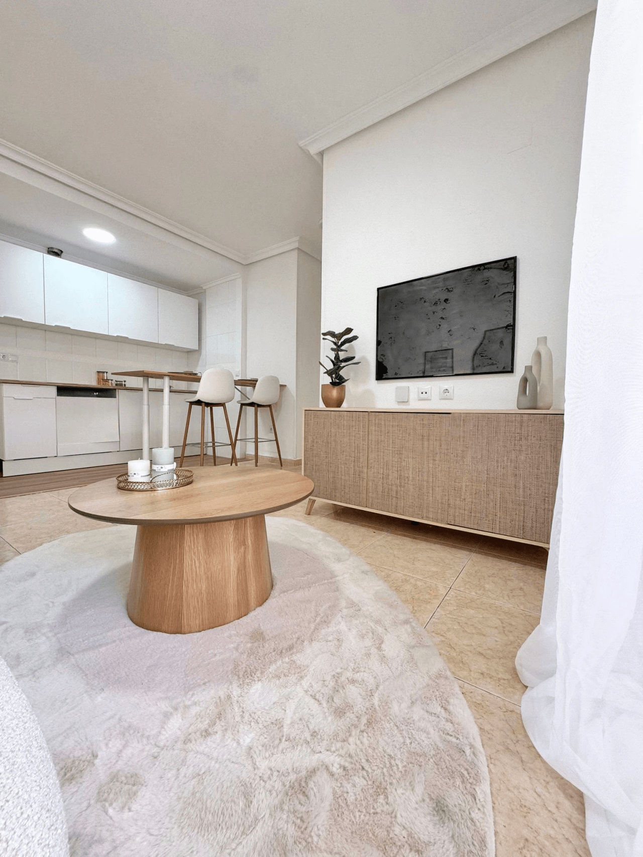 Piso en venta de 2 dormitorios en Torrevieja, Alicante