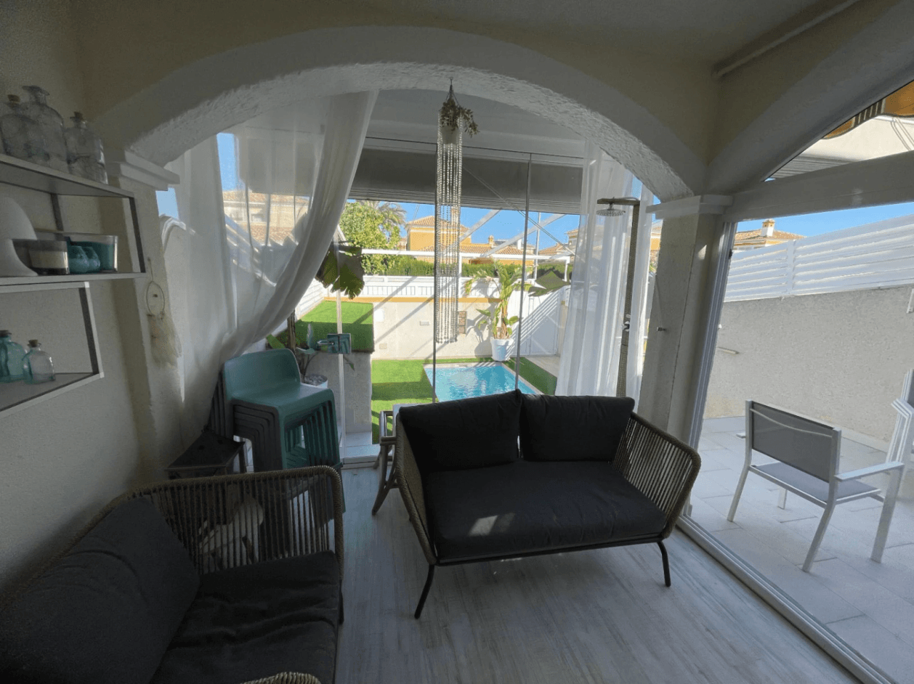 Casa adosada en venta con 3 dormitorios en Torre de la Horadada
