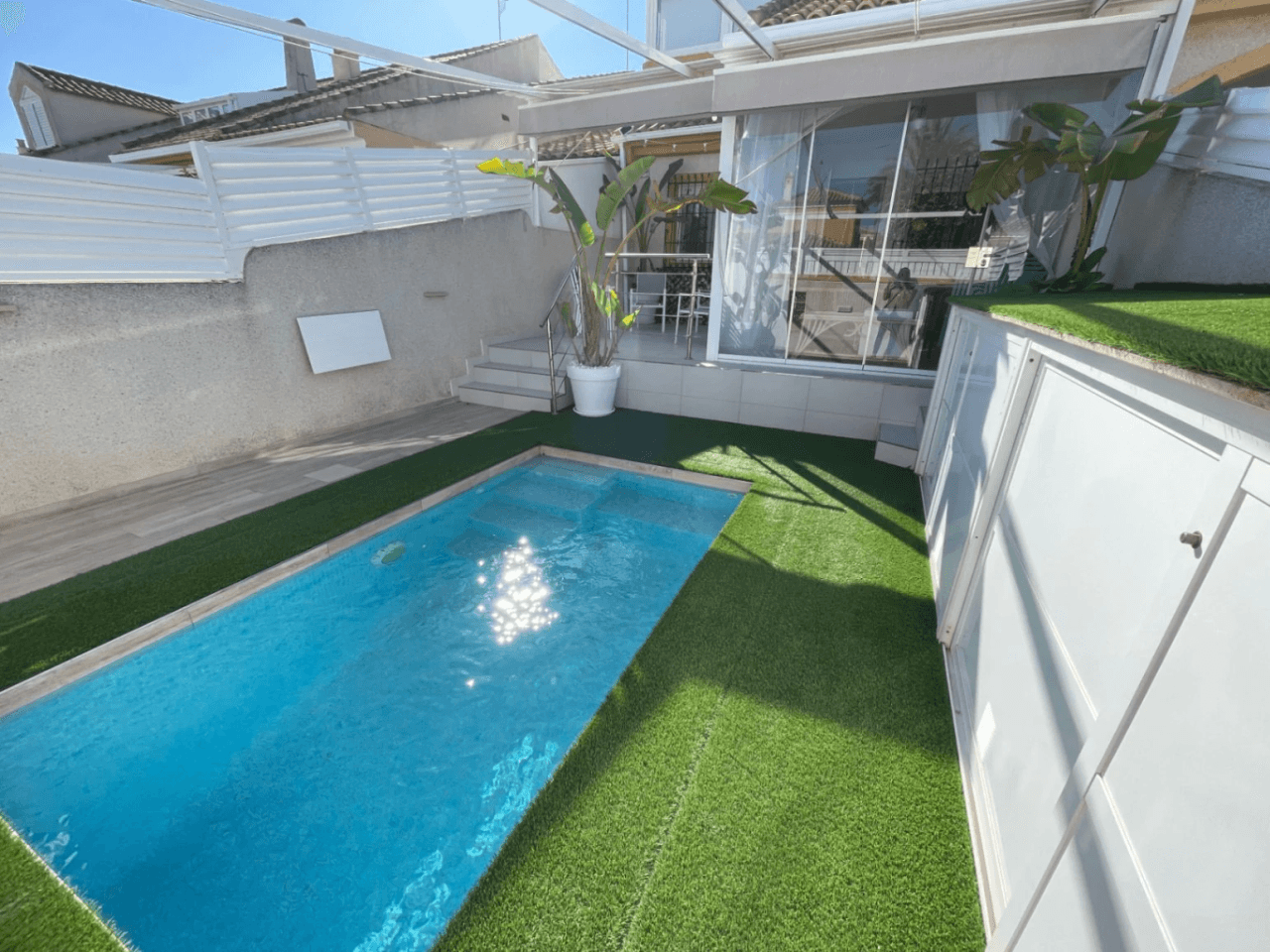 Casa adosada en venta con 3 dormitorios en Torre de la Horadada