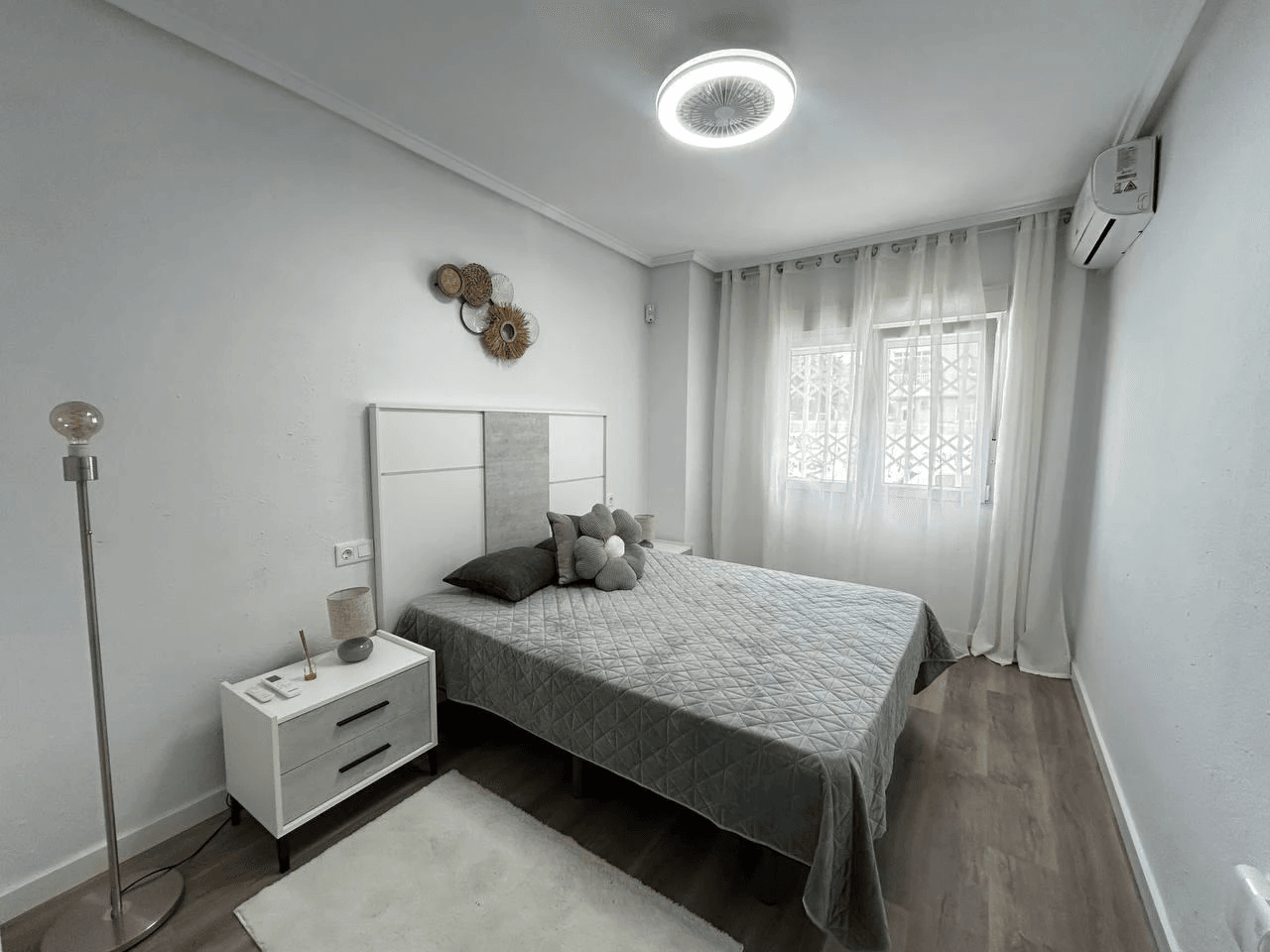 Apartamento en venta en Playa de los Locos, Torrevieja