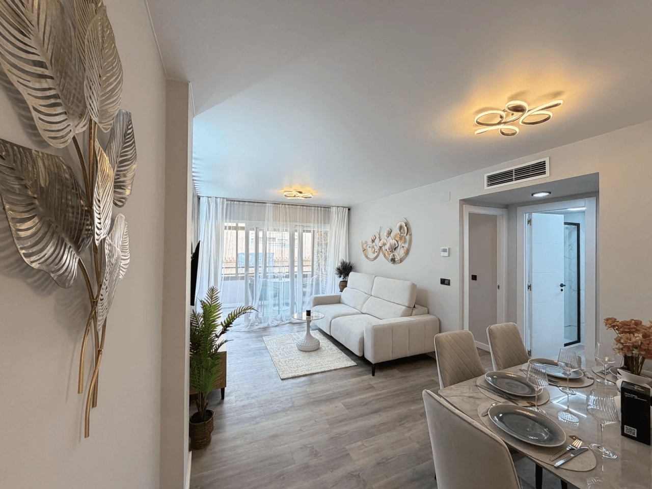 Apartamento en venta de 2 dormitorios en Playa del Cura, Torrevieja