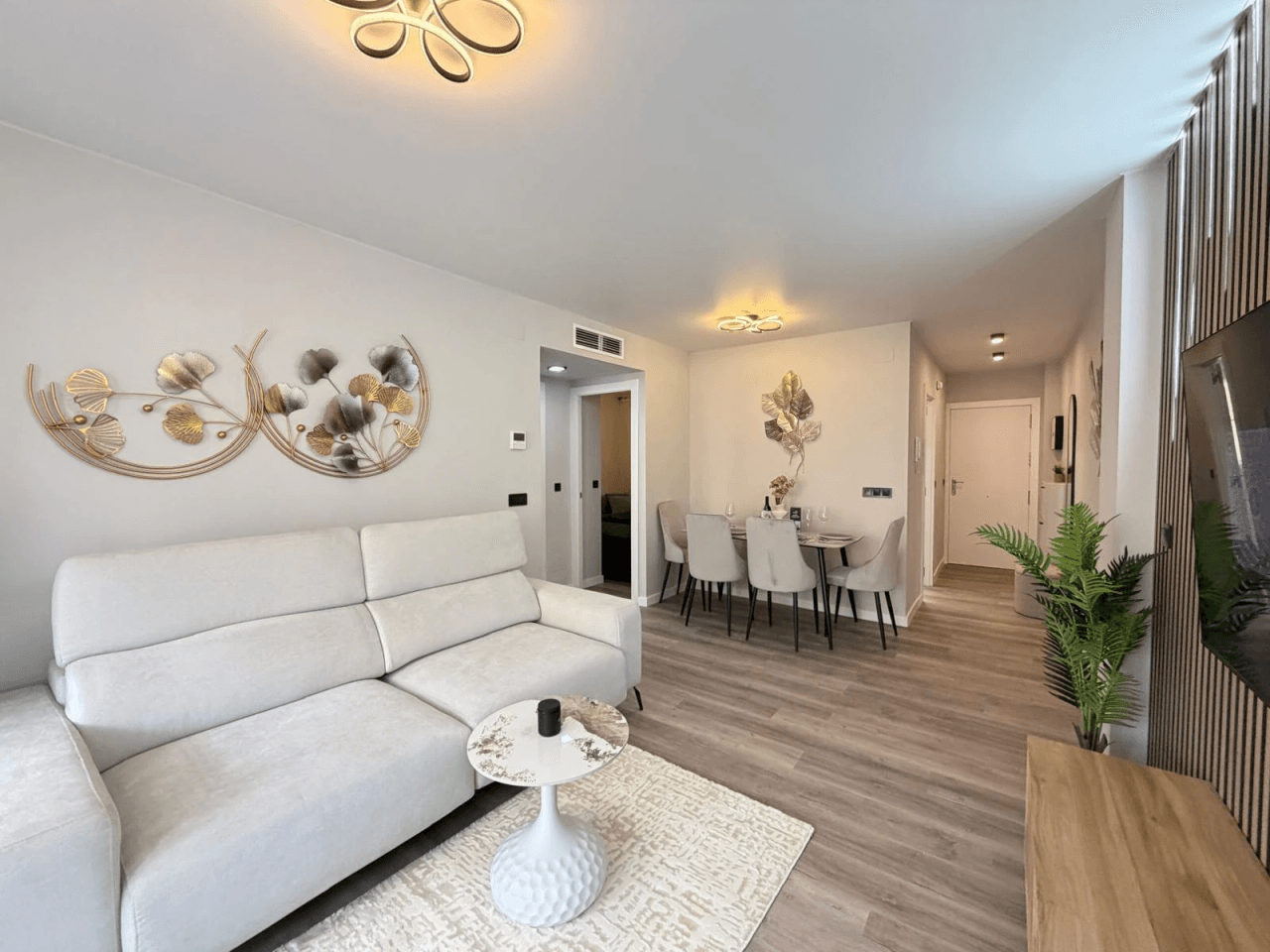 Apartamento en venta de 2 dormitorios en Playa del Cura, Torrevieja
