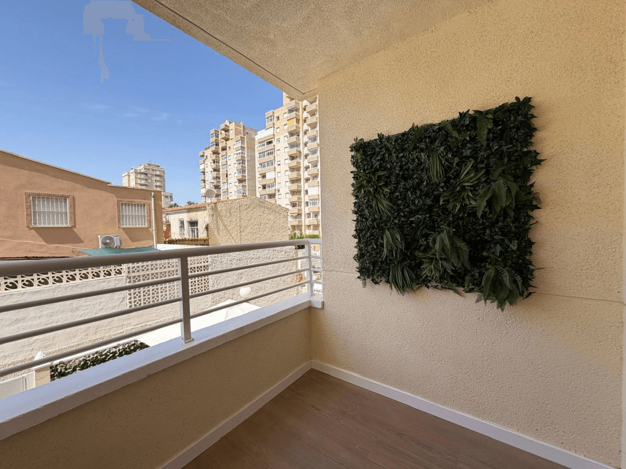 Apartamento en venta de 2 dormitorios en Torrevieja