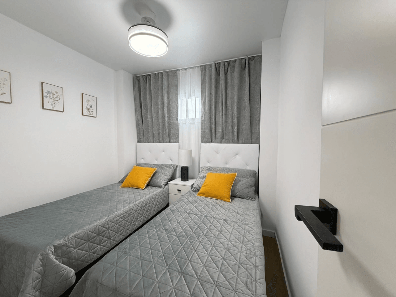 Apartamento en venta de 2 dormitorios en Torrevieja