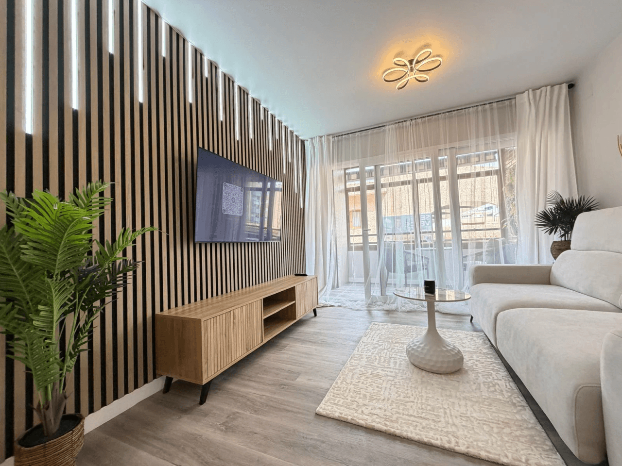 Apartamento en venta de 2 dormitorios en Playa del Cura, Torrevieja