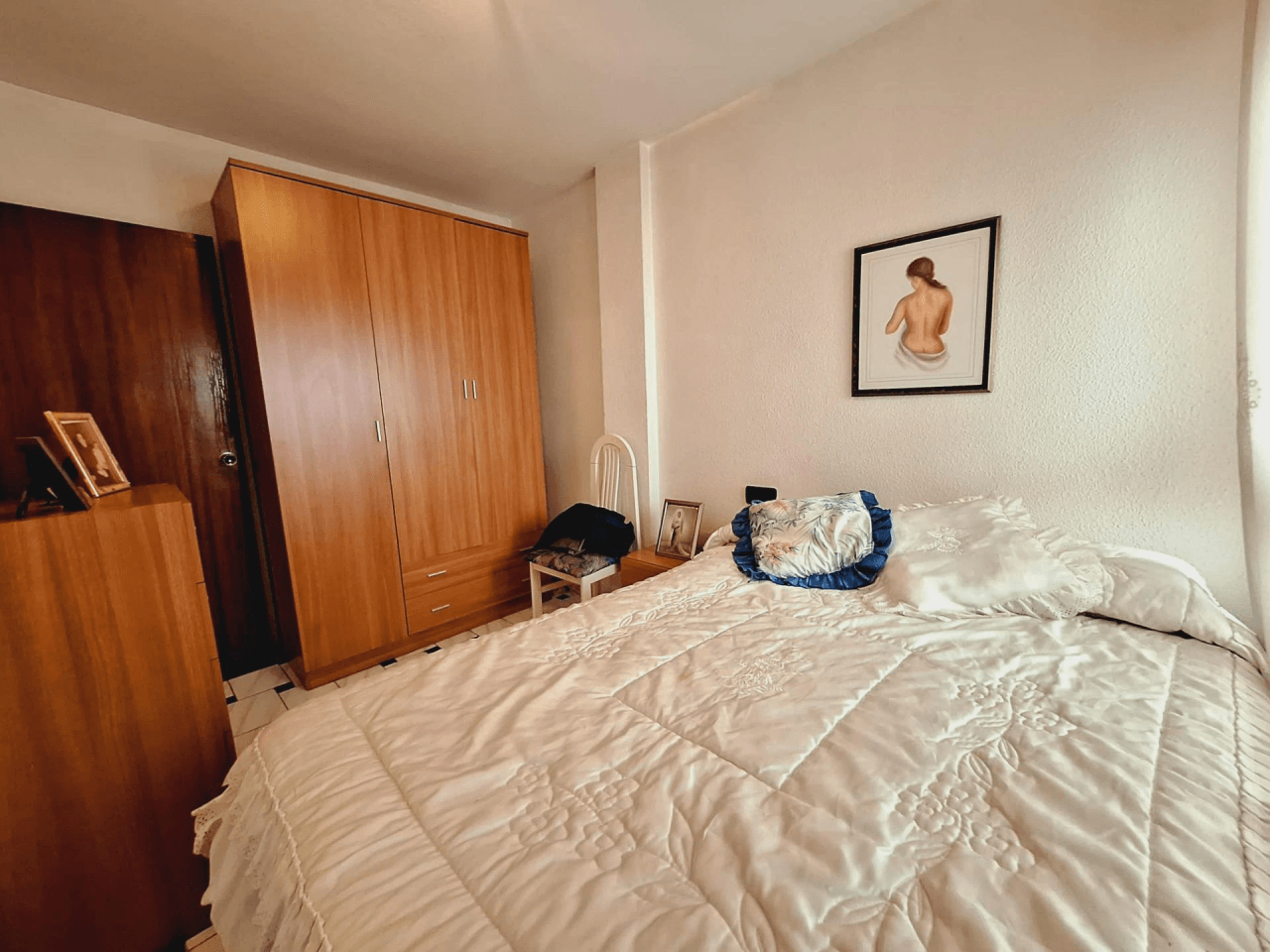 Apartamento en venta en Torrevieja, 3 dormitorios y 1 baño.