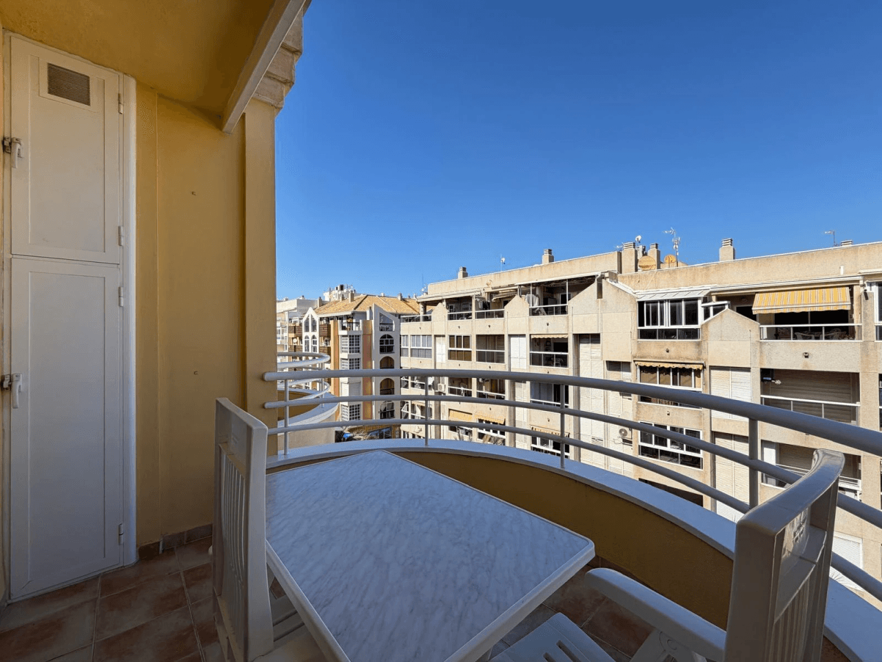 Ático en venta en Playa del Cura, Torrevieja - 2 habitaciones
