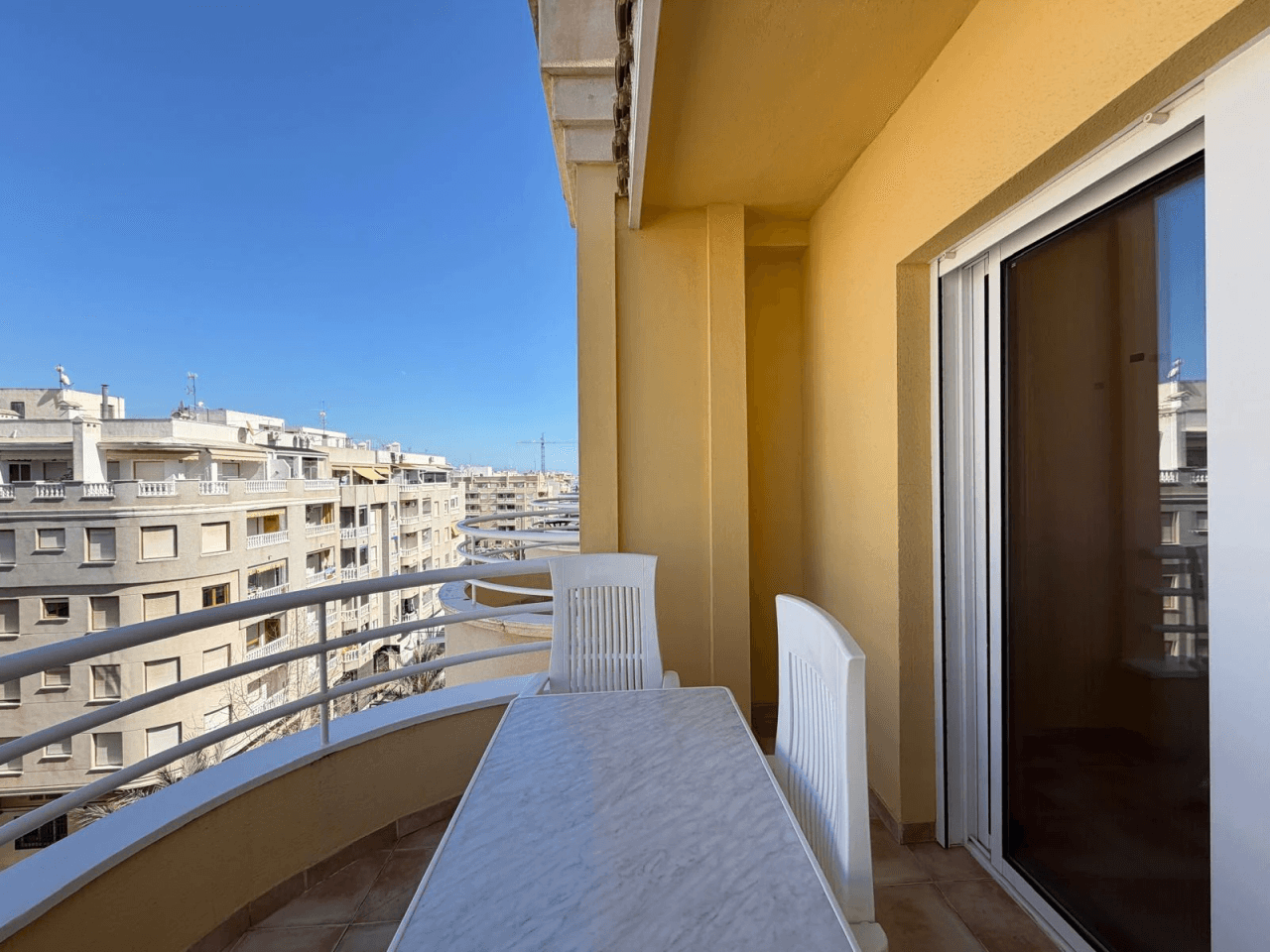 Ático en venta en Playa del Cura, Torrevieja - 2 habitaciones
