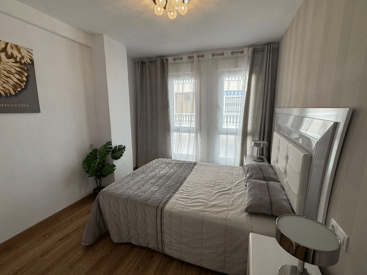 Apartamento en venta de 2 dormitorios en Playa del Cura, Torrevieja
