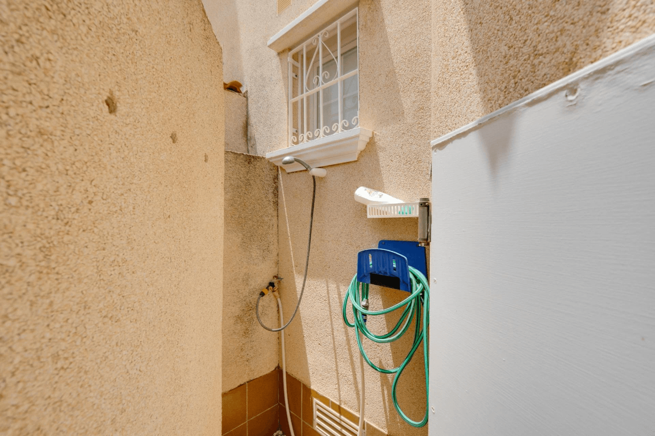 Casa adosada en venta en Orihuela Costa, 2 dormitorios, 2 baños