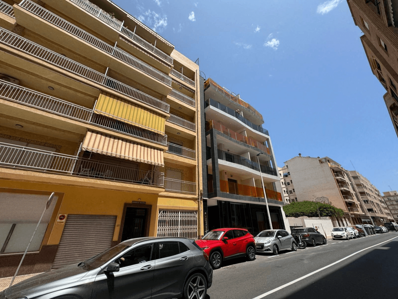 Apartamento en Venta de 2 Habitaciones en Playa del Cura, Torrevieja