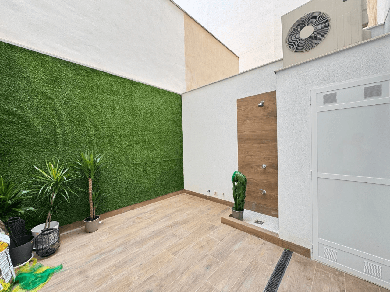Apartamento en Venta de 2 Habitaciones en Playa del Cura, Torrevieja