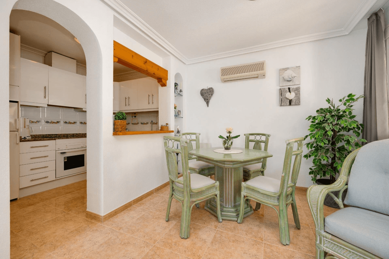 Casa adosada en venta en Orihuela Costa, 2 dormitorios, 2 baños