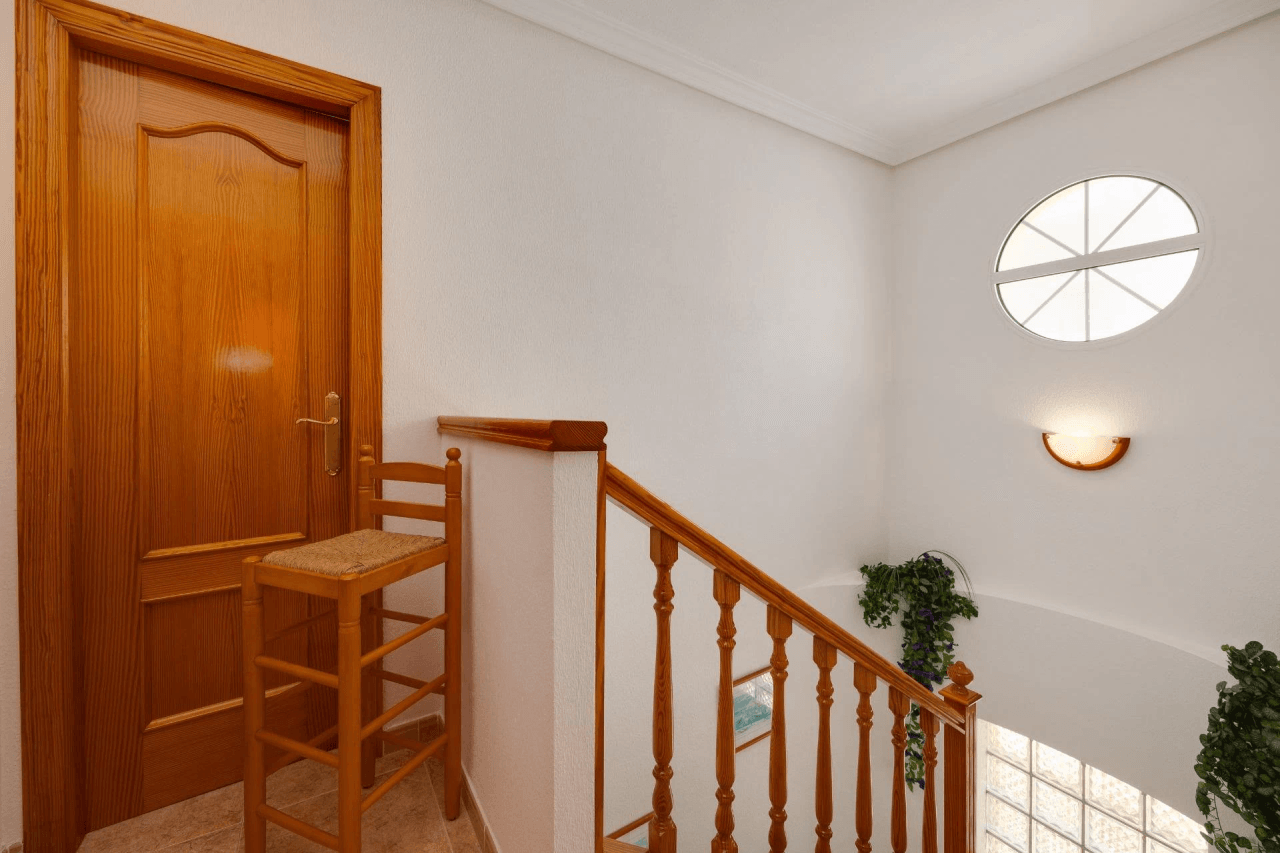 Casa adosada en Orihuela Costa, 2 dormitorios, en venta.