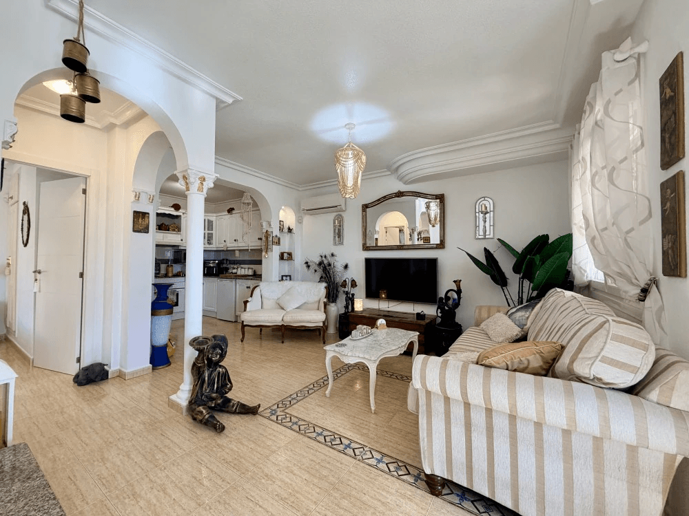 Casa adosada en venta de 3 dormitorios en Orihuela, Villamartin