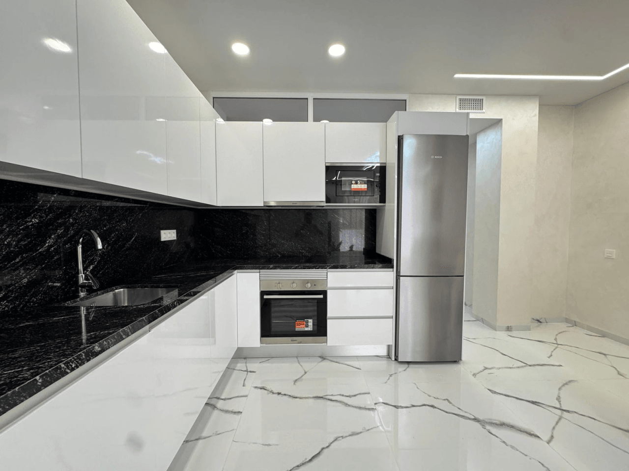 Apartamento en Venta de 2 Habitaciones en Playa del Cura, Torrevieja