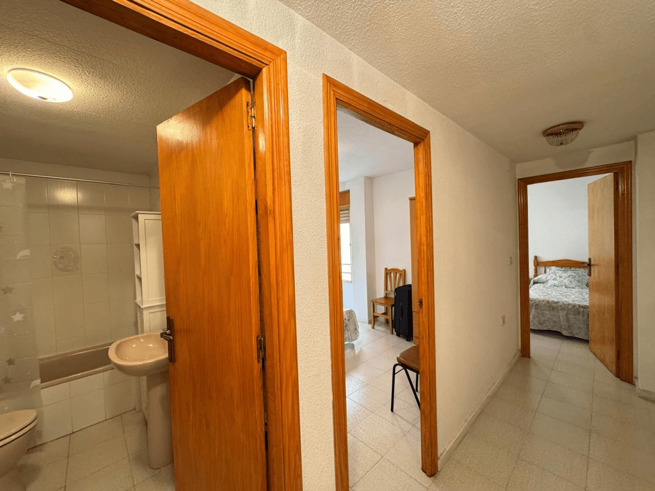 Apartamento en venta de 2 habitaciones en Playa de los Locos, Torrevieja