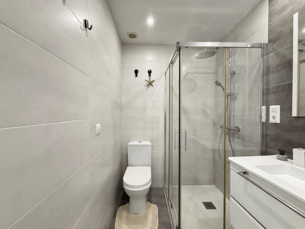 Apartamento en venta de 3 dormitorios en Puerto, Torrevieja.