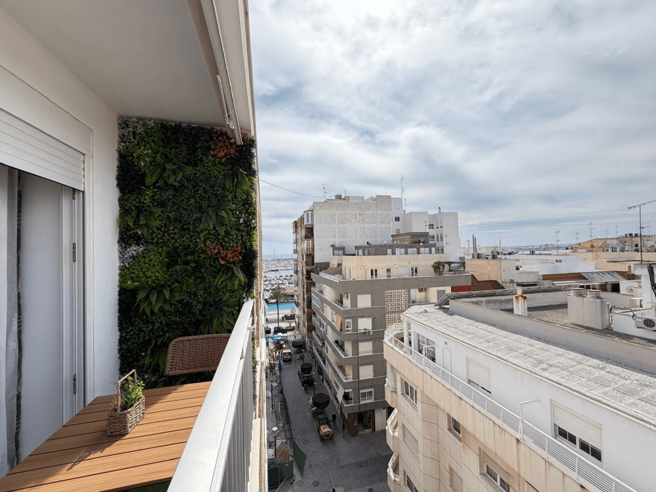 Apartamento en venta de 3 dormitorios en Puerto, Torrevieja.