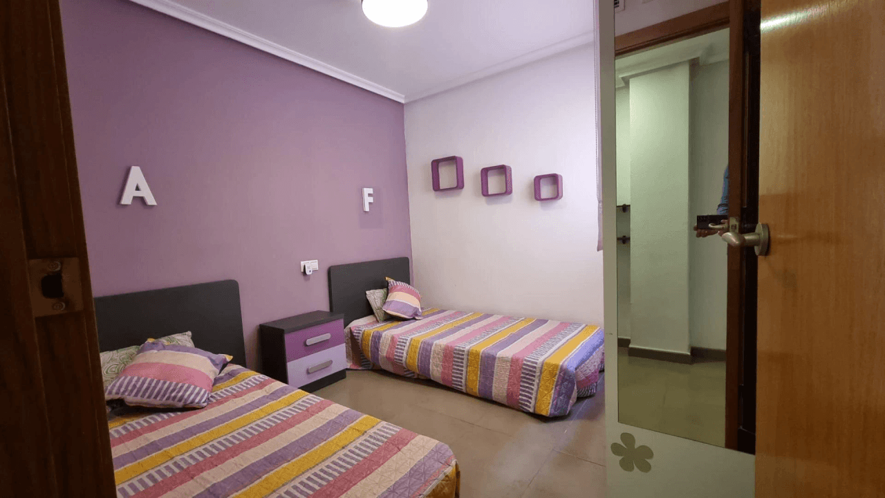 Apartamento en venta de 2 habitaciones en Torrevieja Centro