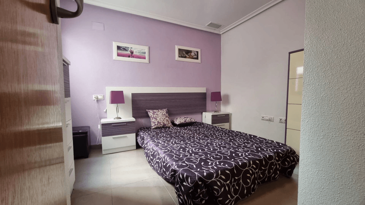 Apartamento en venta de 2 habitaciones en Torrevieja Centro