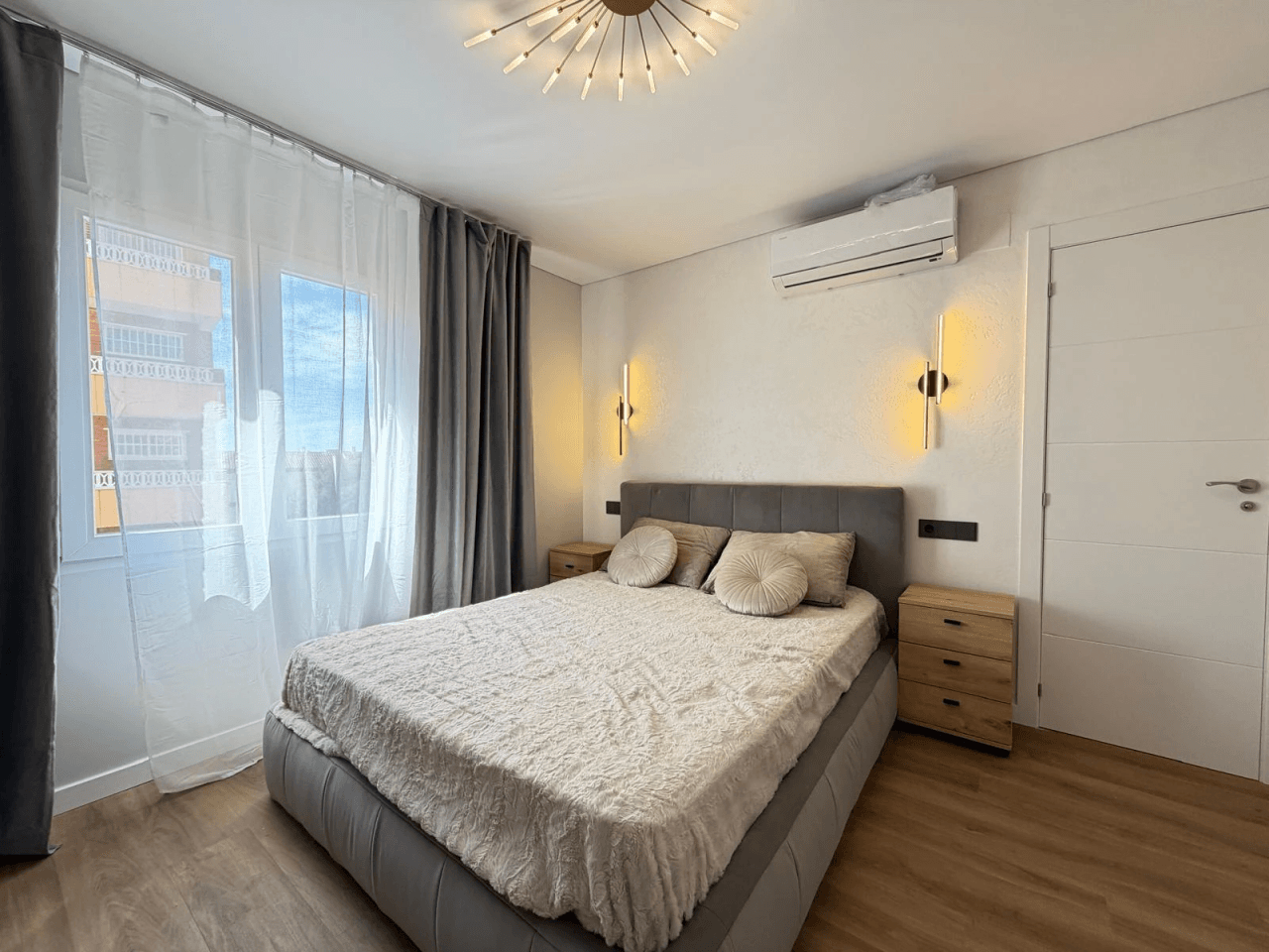 Apartamento en venta en Punta Prima, Torrevieja, 3 habitaciones.
