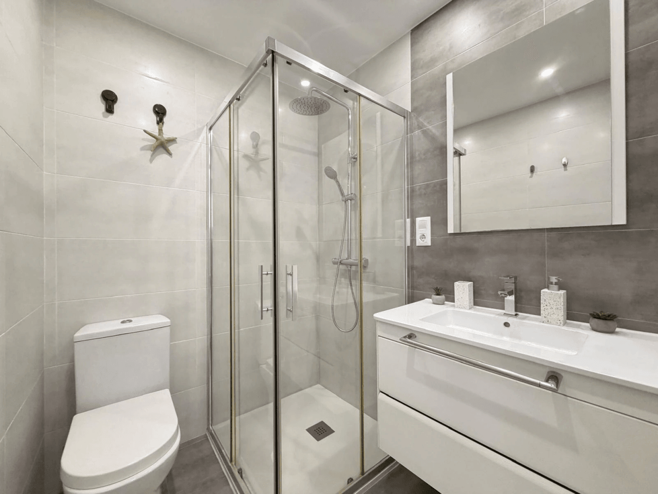 Apartamento en venta de 3 dormitorios en Puerto, Torrevieja.