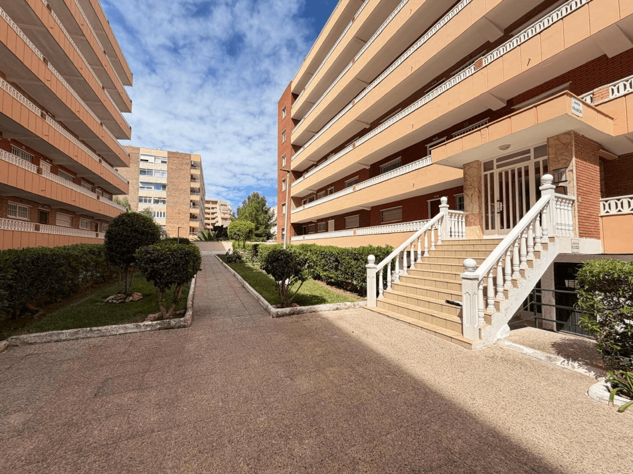 Apartamento en venta en Punta Prima, Torrevieja, 3 habitaciones.