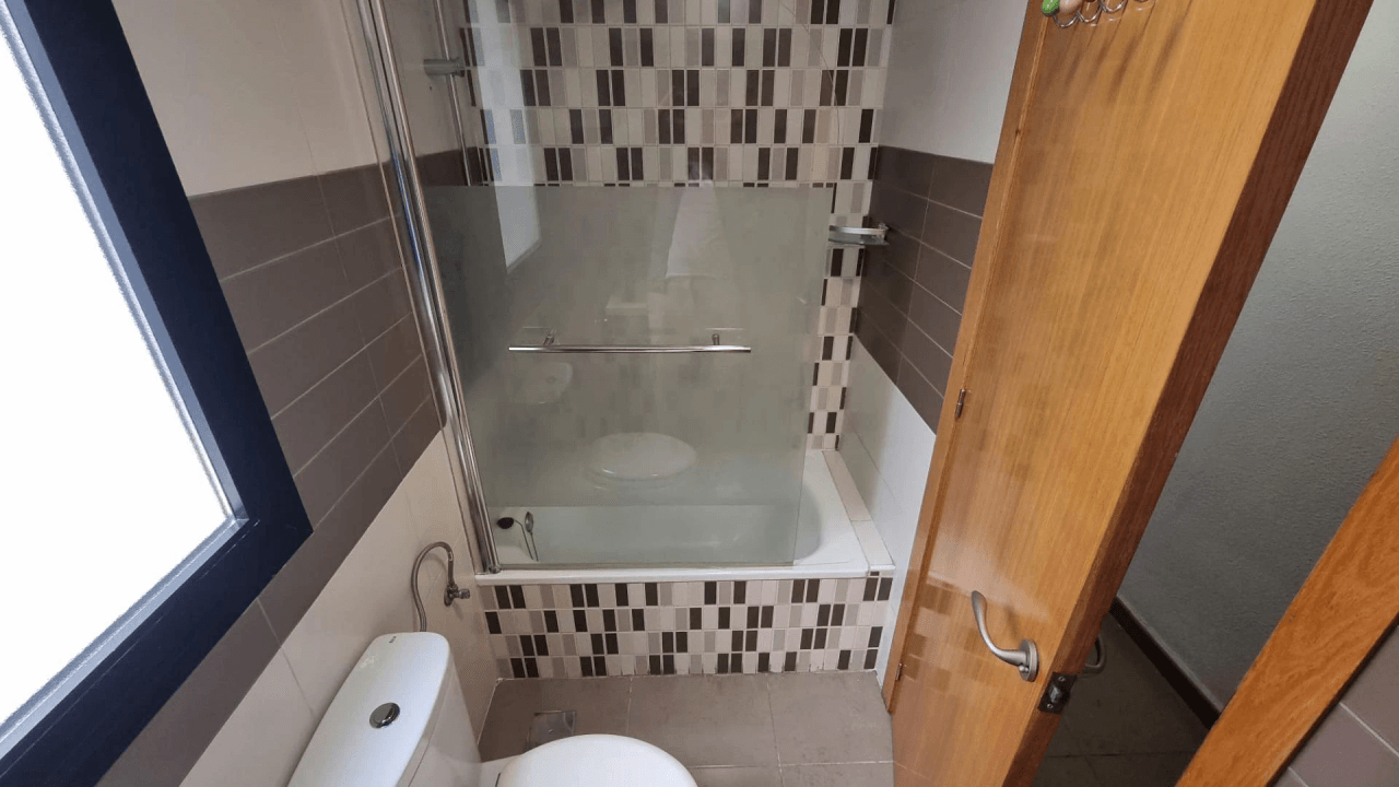 Apartamento en venta de 2 habitaciones en Torrevieja Centro