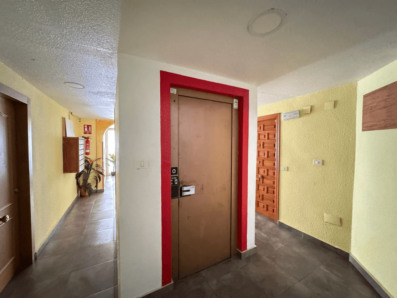 Apartamento en venta de 2 habitaciones en Playa de los Locos, Torrevieja
