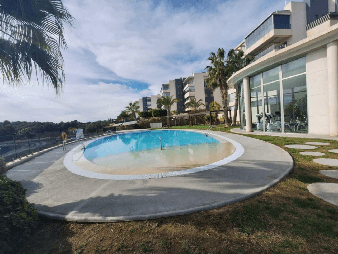 Apartamento en venta de 3 dormitorios en Orihuela Costa
