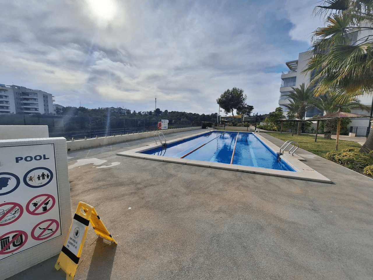 Apartamento en venta de 3 dormitorios en Orihuela Costa