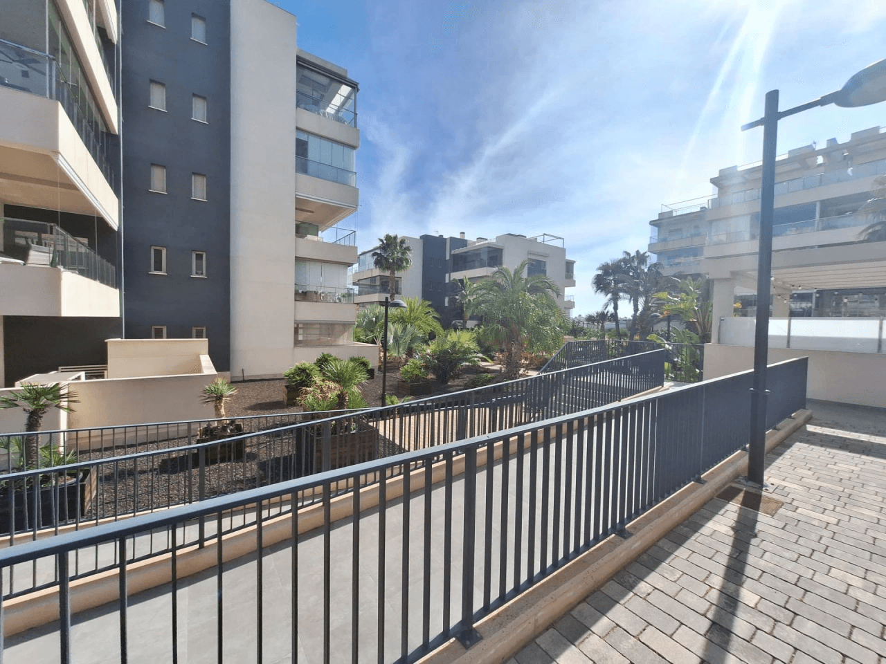 Apartamento en venta de 3 dormitorios en Orihuela Costa