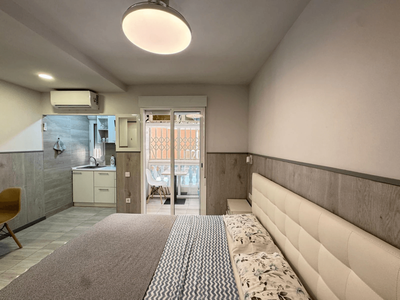 Apartamento en venta de 2 dormitorios en Playa de los Locos, Torrevieja.