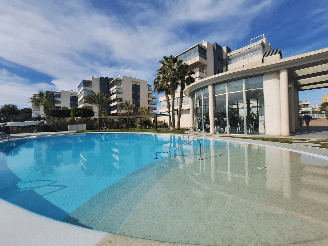 Apartamento en venta de 3 dormitorios en Orihuela Costa