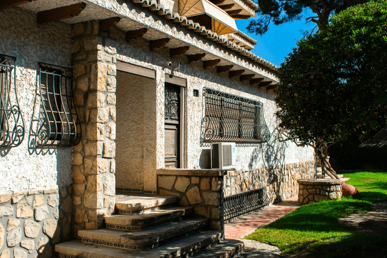 Chalet/Villa en venta en Alicante