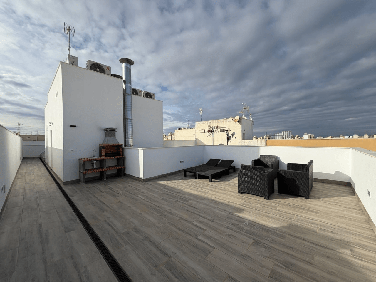 Apartamento en venta de 2 dormitorios en Playa del Cura, Torrevieja