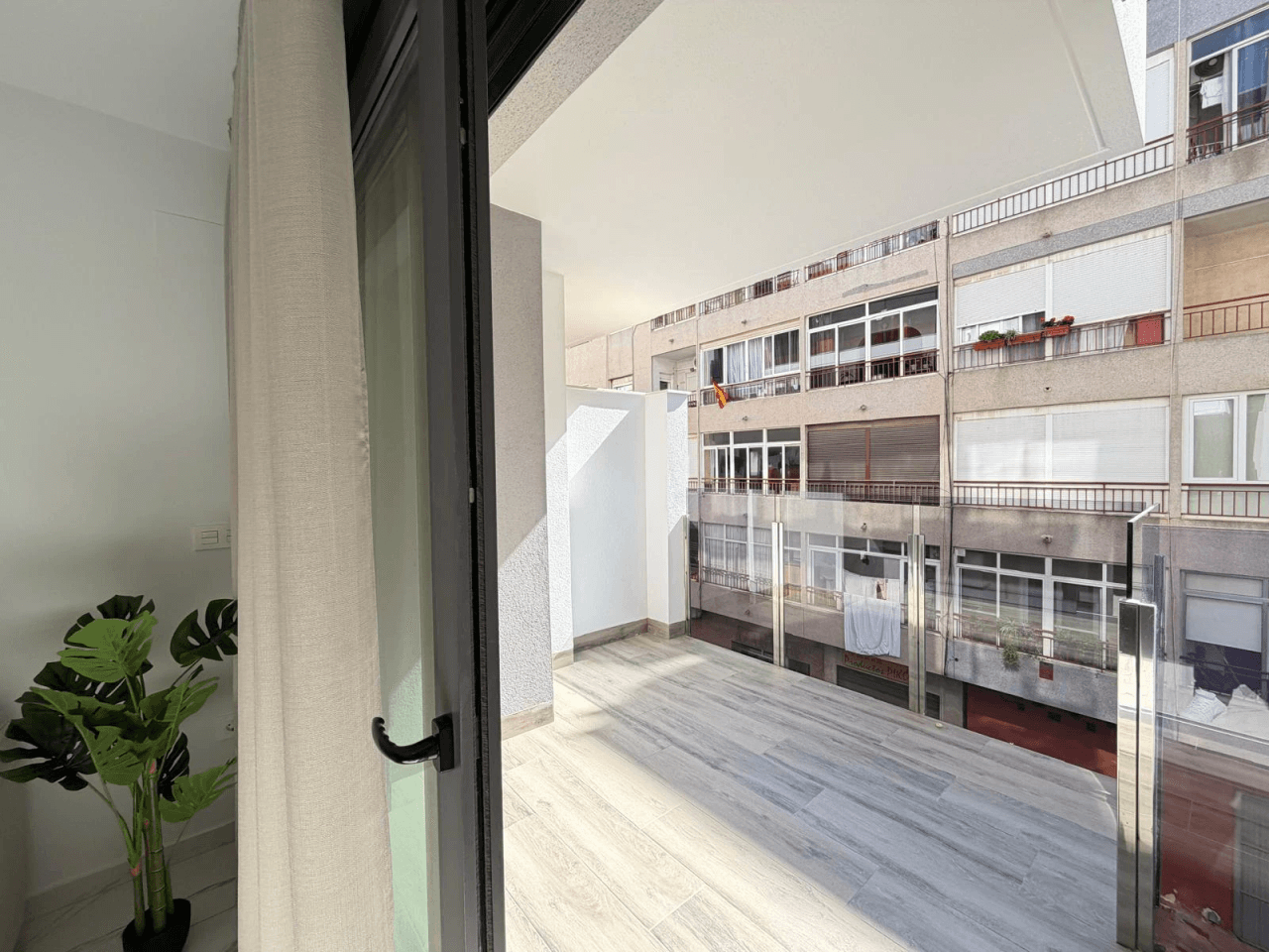 Apartamento en venta de 2 dormitorios en Playa del Cura, Torrevieja