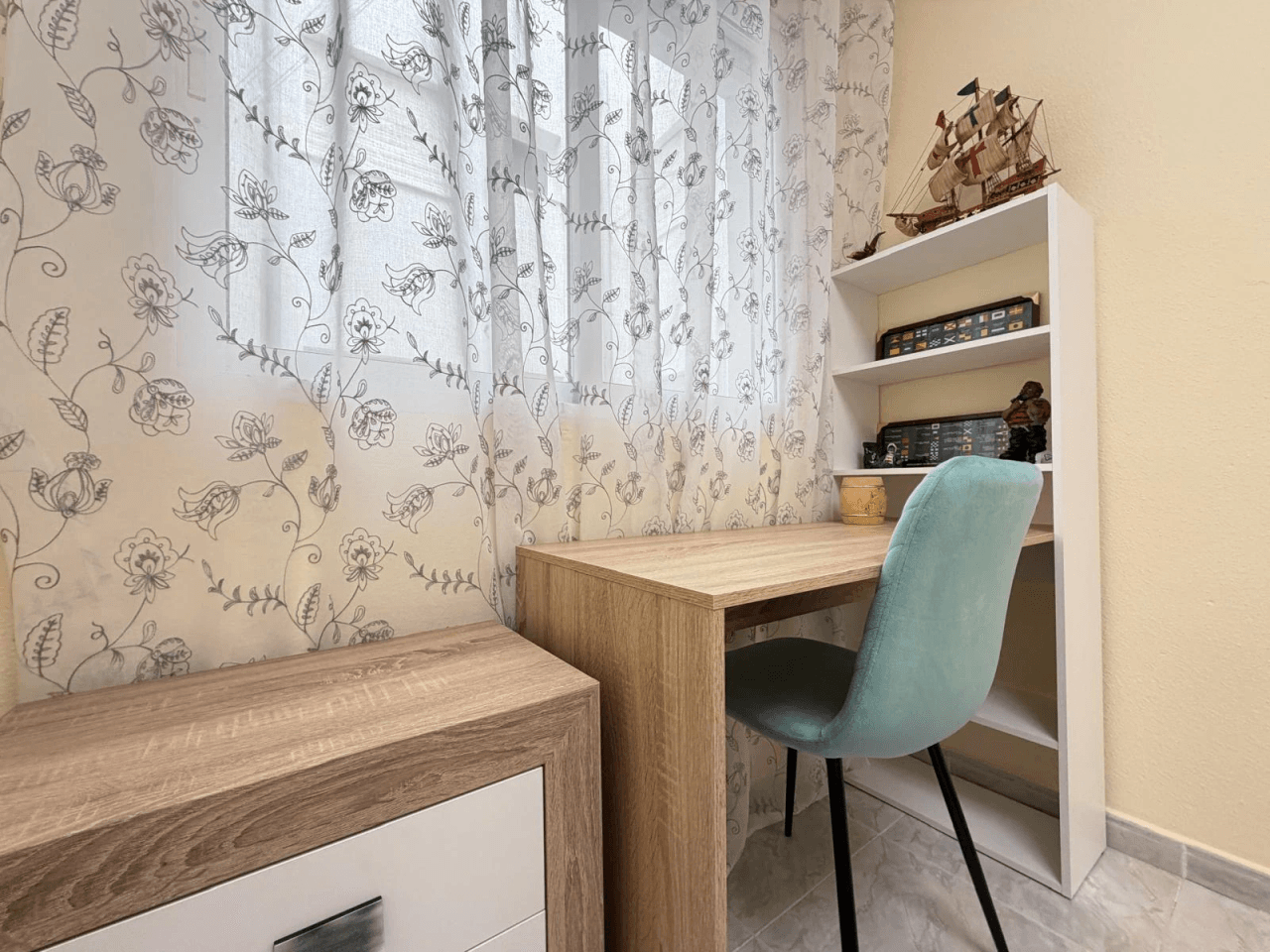 Apartamento en venta de 3 dormitorios en Playa del Cura, Torrevieja.
