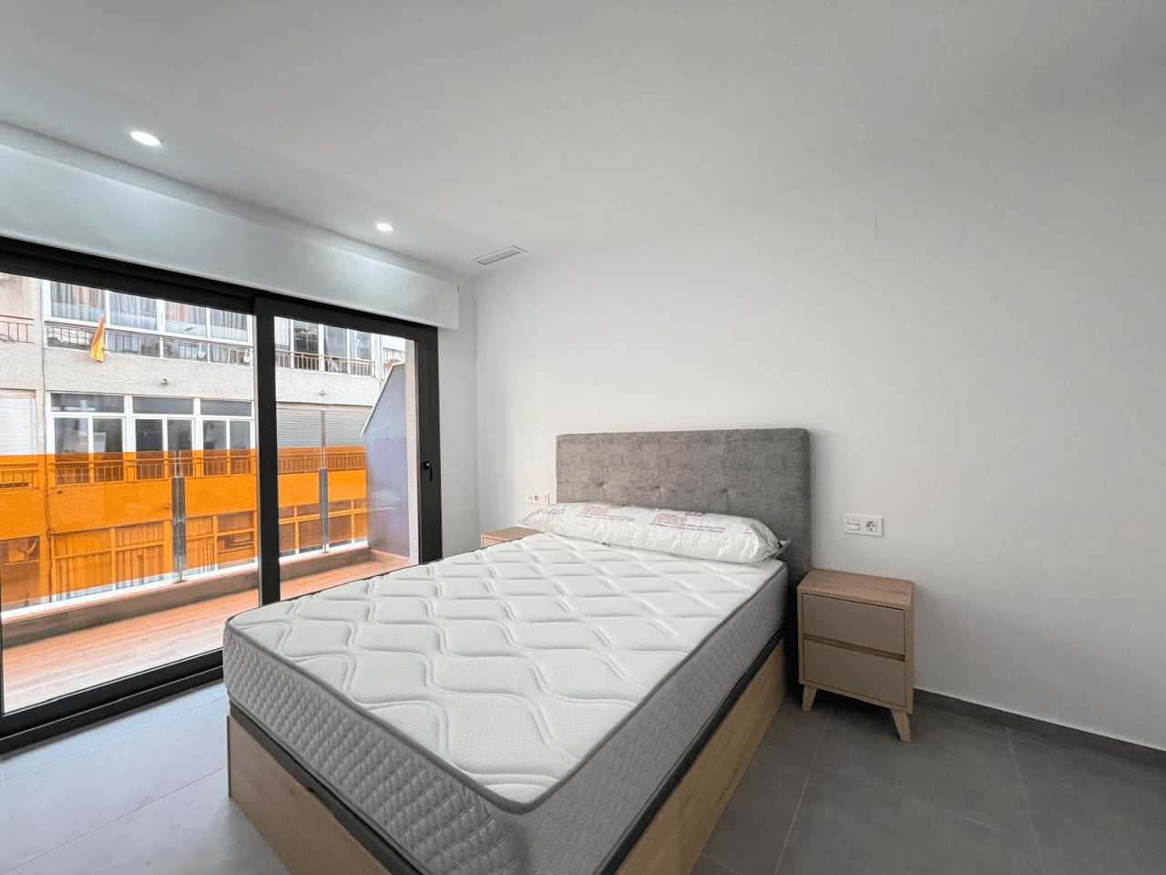 Apartamento en venta de 3 dormitorios en Playa del Cura, Torrevieja