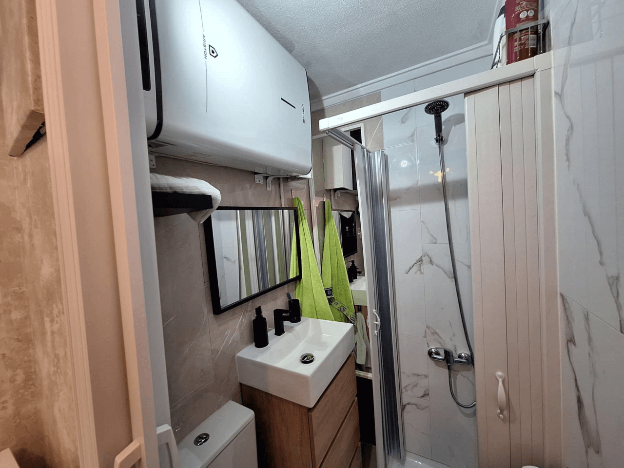 Apartamento en venta de 3 dormitorios en Playa de los Locos, Torrevieja