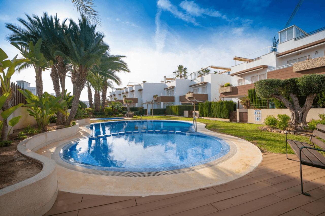 Dúplex en venta de 2 dormitorios en Punta Prima, Orihuela