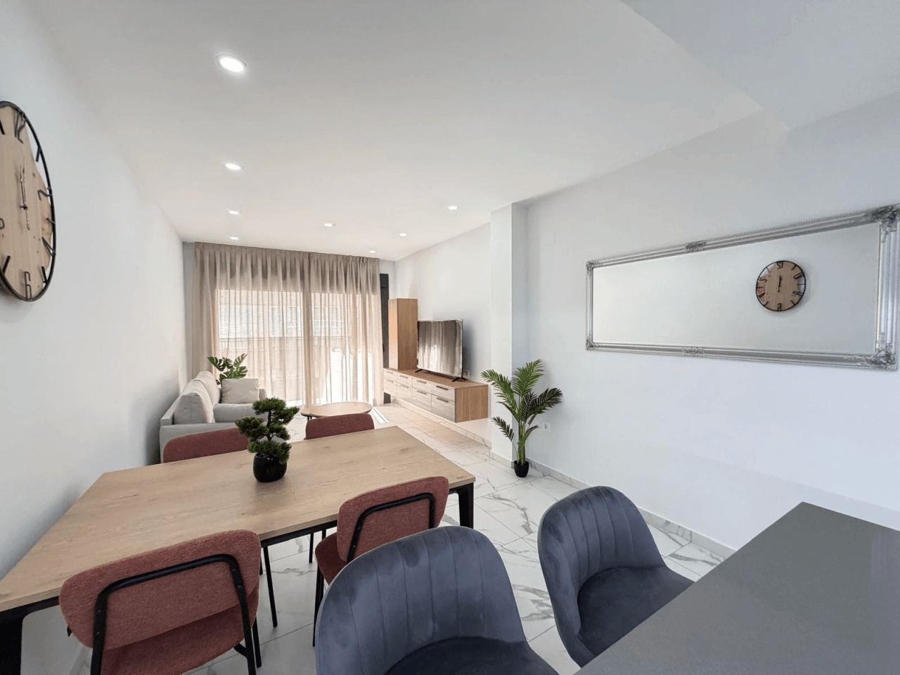 Apartamento en venta de 2 dormitorios en Playa del Cura, Torrevieja
