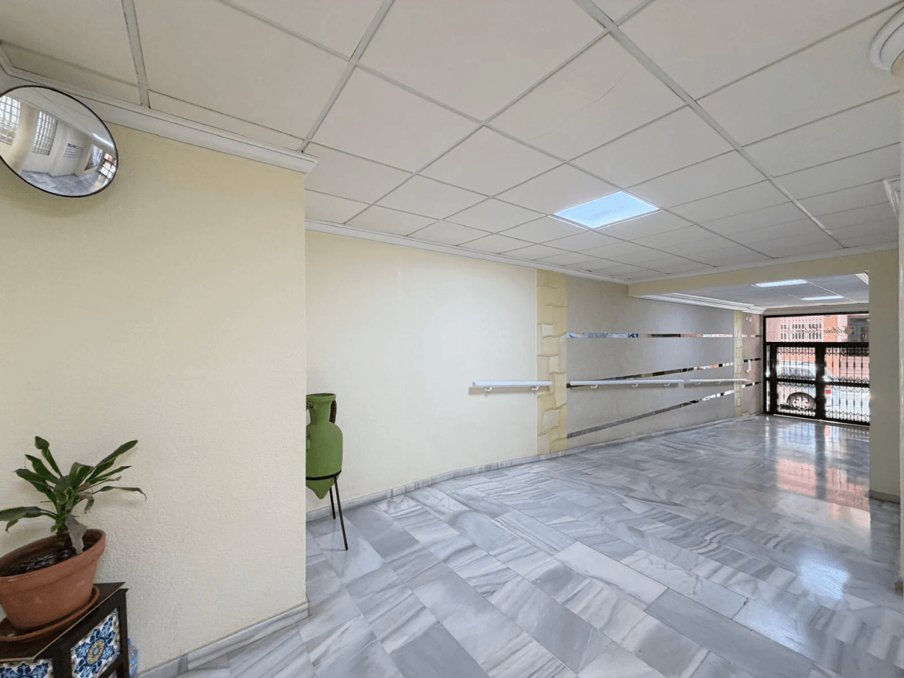 Apartamento en venta de 3 dormitorios en Playa del Cura, Torrevieja.