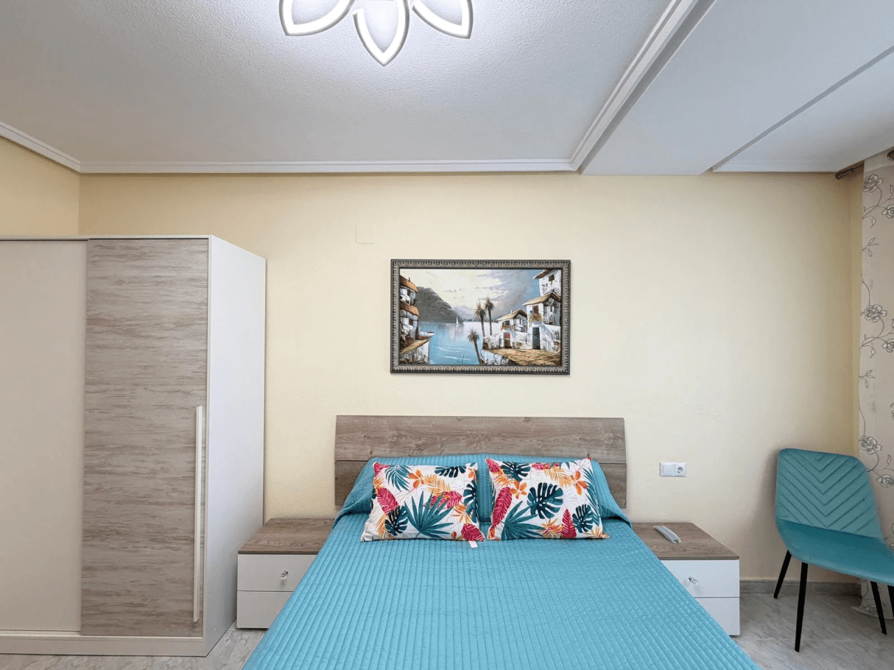Apartamento en venta de 3 dormitorios en Playa del Cura, Torrevieja.