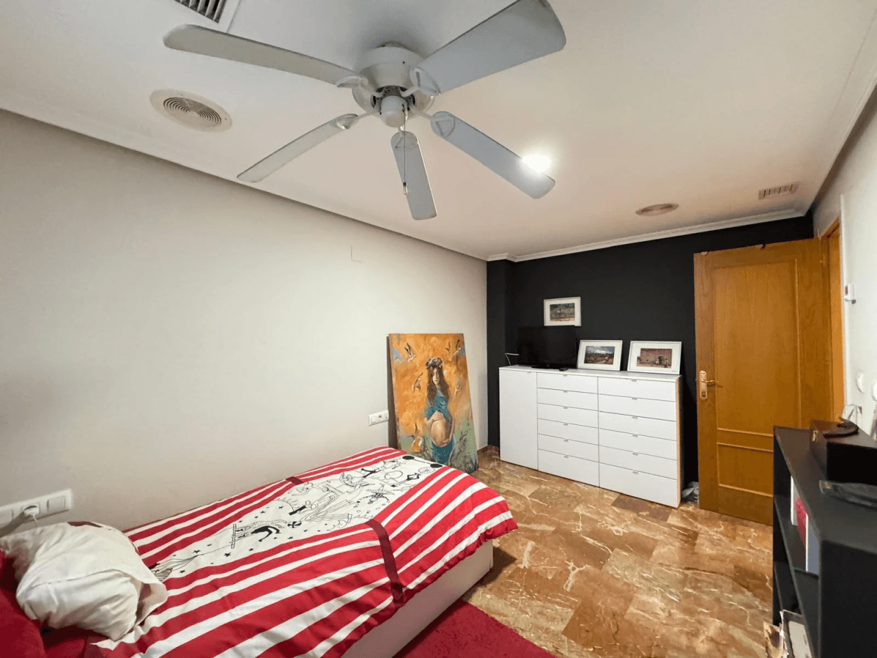Apartamento en venta de 4 dormitorios en el Centro de Torrevieja